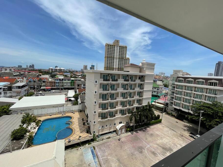 Getaway Studio In City Center Residence Pattaya ภายนอก รูปภาพ